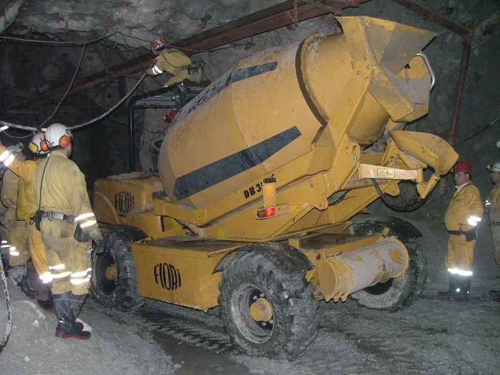 Abertura de túneis e mineração